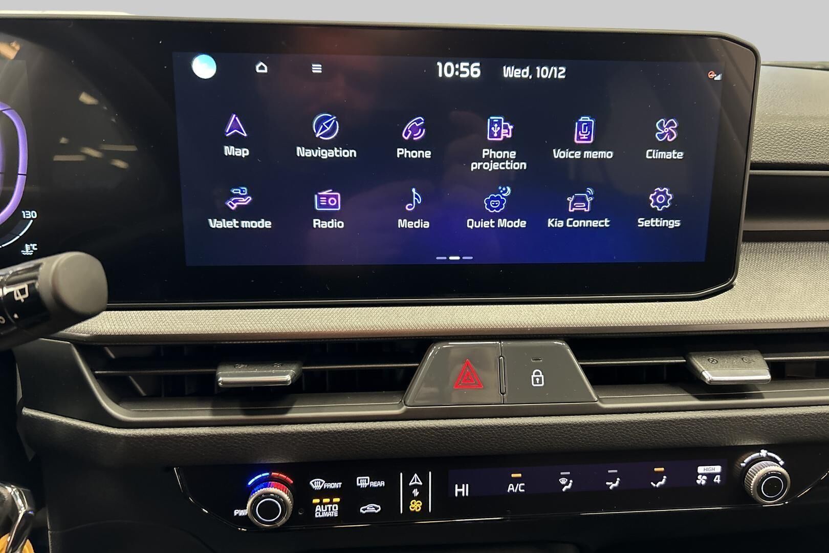 KIA Stonic iso kuva 17