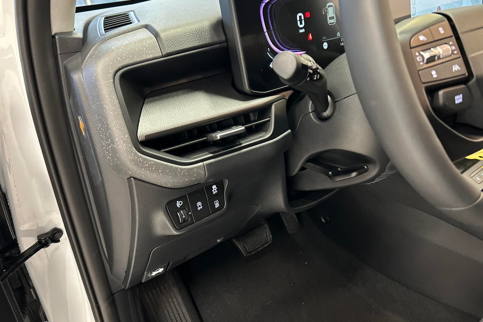 KIA Stonic iso kuva 28