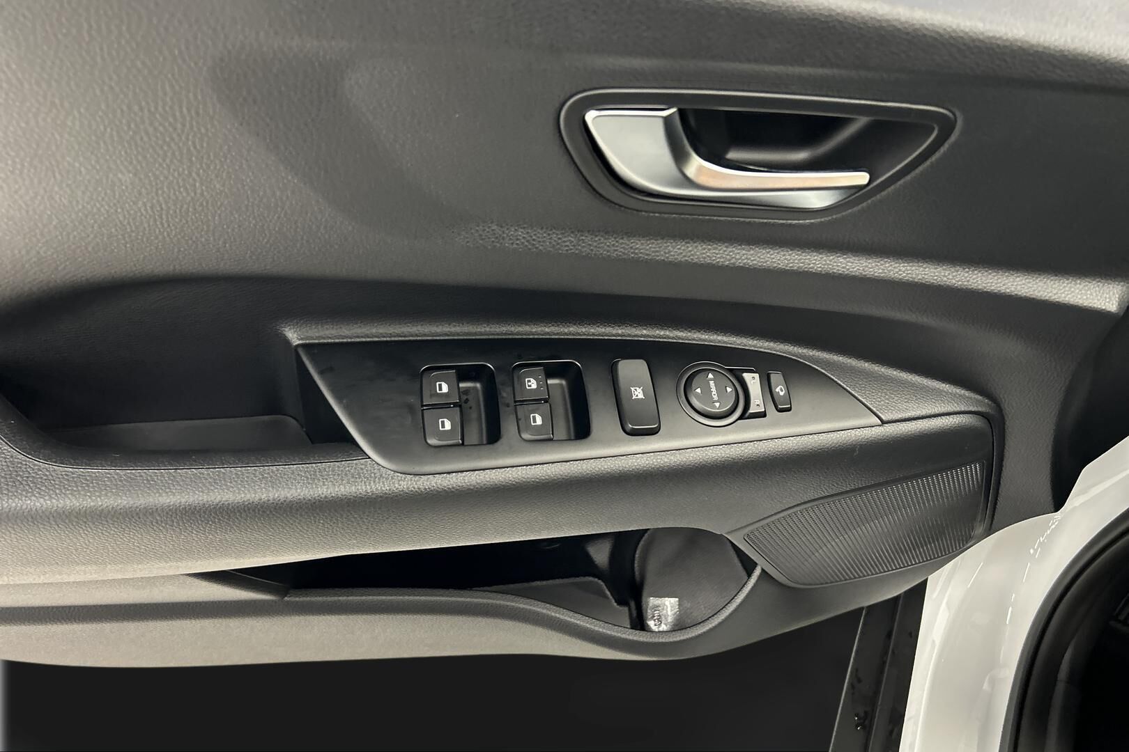 KIA Stonic iso kuva 29