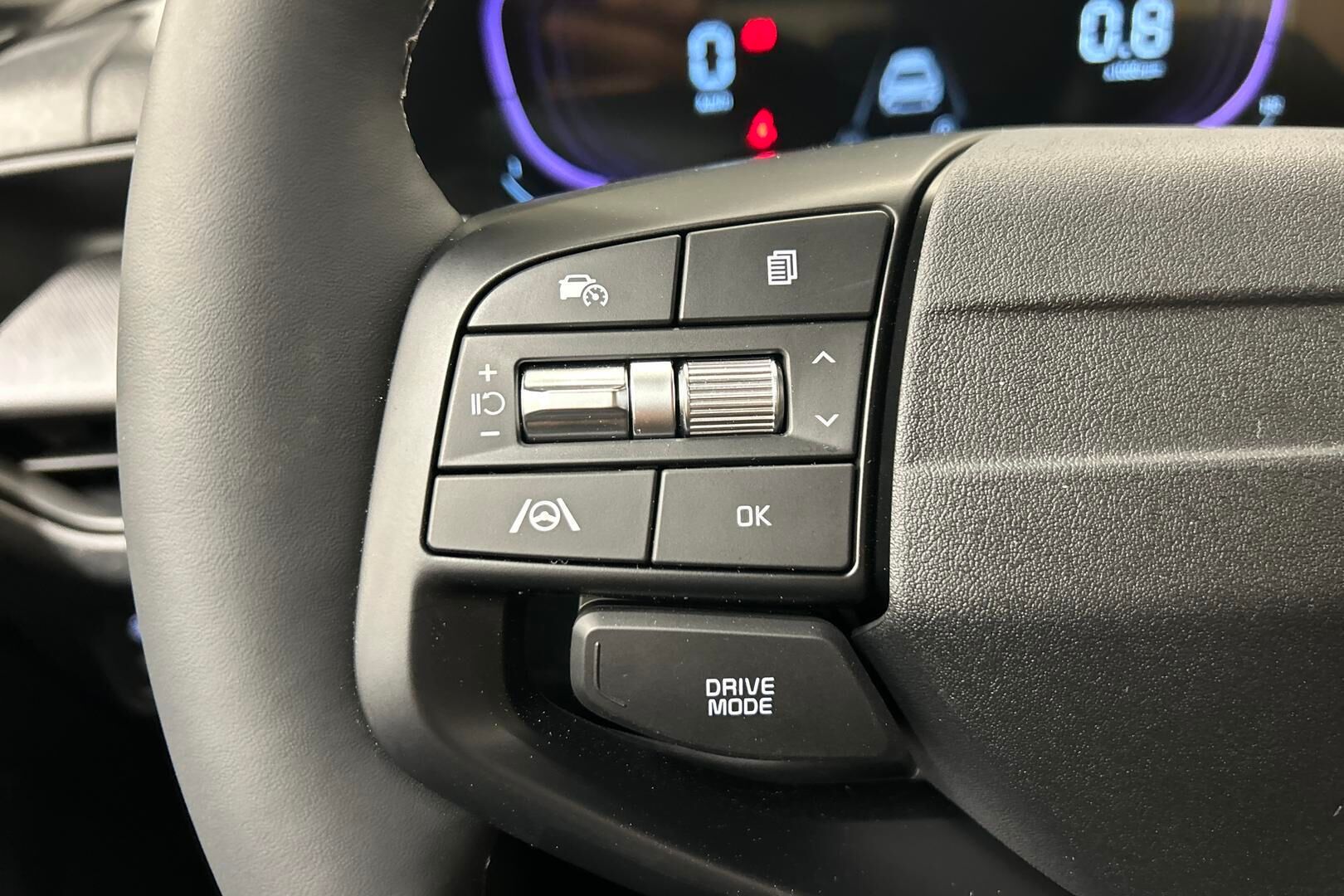 Kia Stonic iso kuva 18