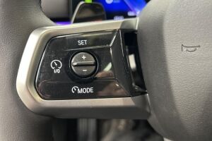 BMW i5 esikatselu 17