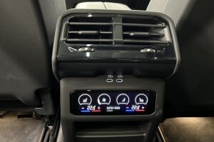 BMW i5 esikatselu 24