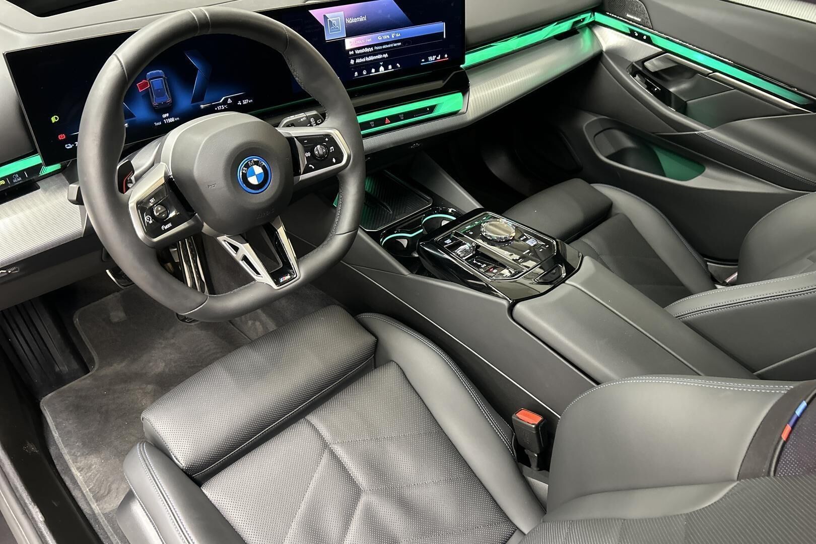 BMW i5 iso kuva 8