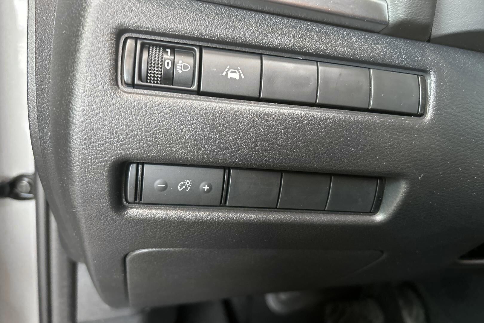 Nissan Qashqai iso kuva 23