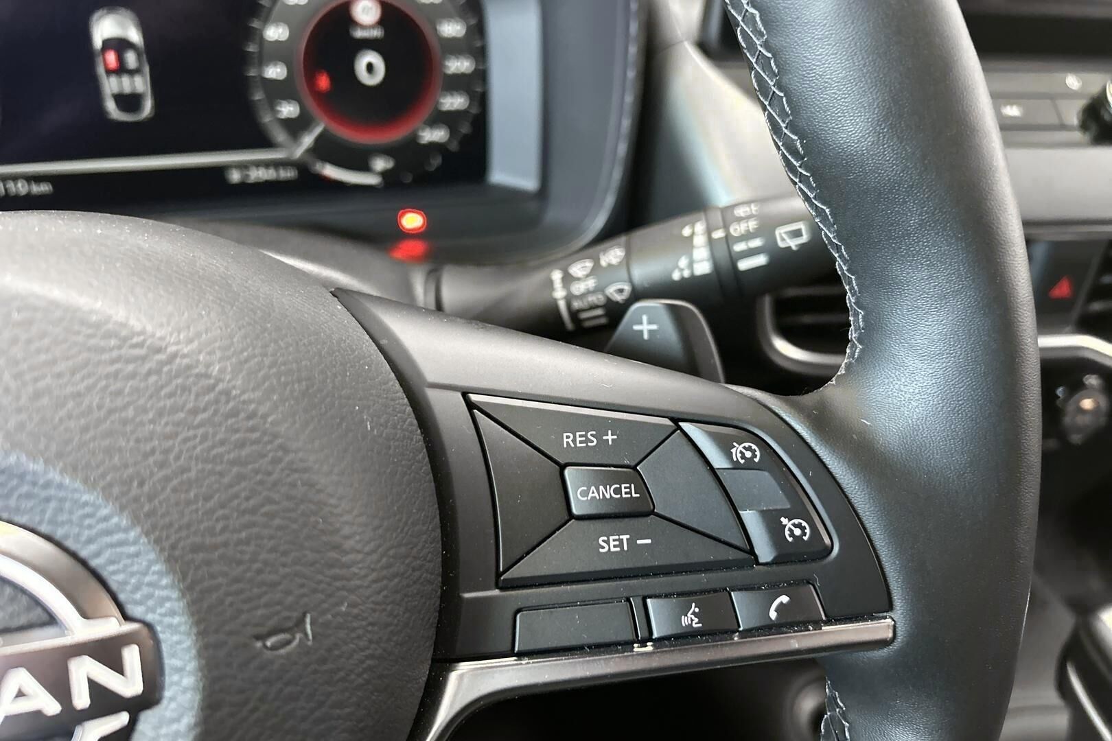 Nissan Juke iso kuva 21