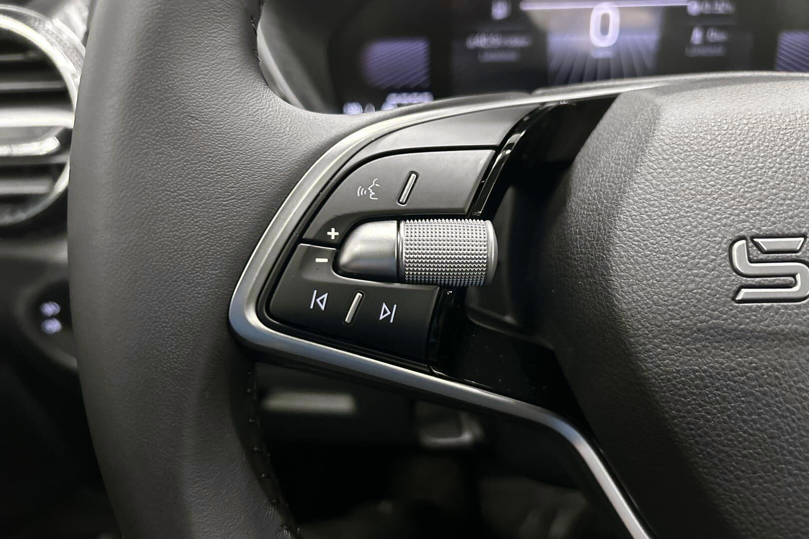 Skoda Fabia iso kuva 19