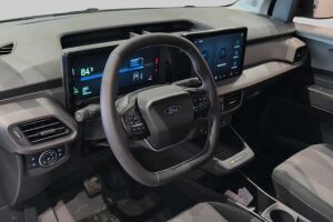Ford Transit Courier esikatselu 1