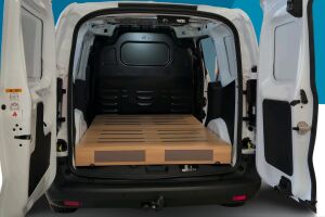 Ford Transit Courier esikatselu 3