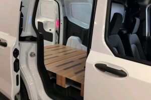 Ford Transit Courier esikatselu 4