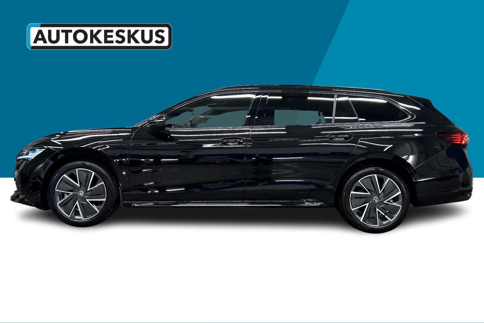 Skoda Superb iso kuva 7