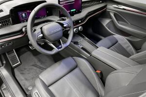 Skoda Superb esikatselu 8