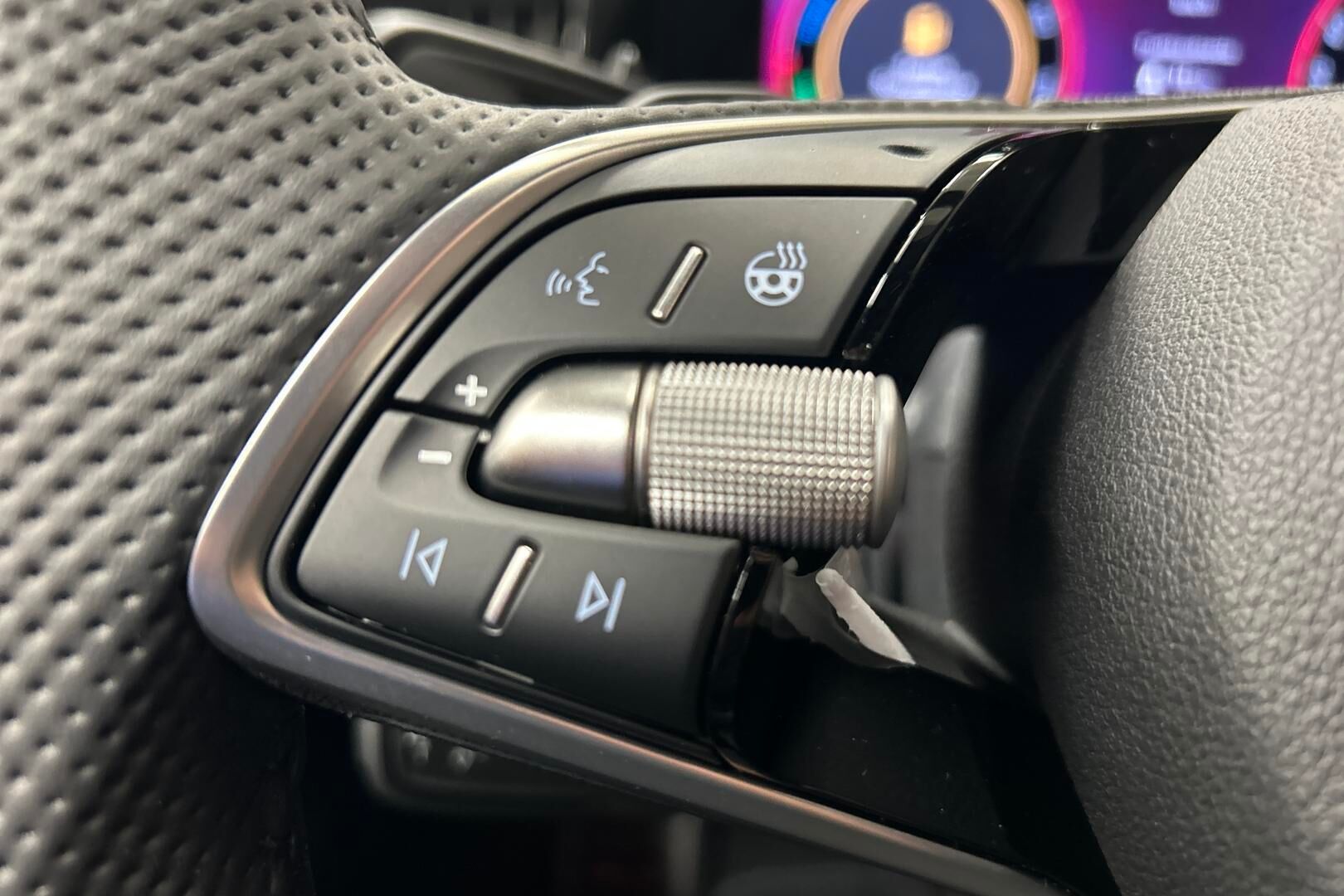Skoda Superb iso kuva 14