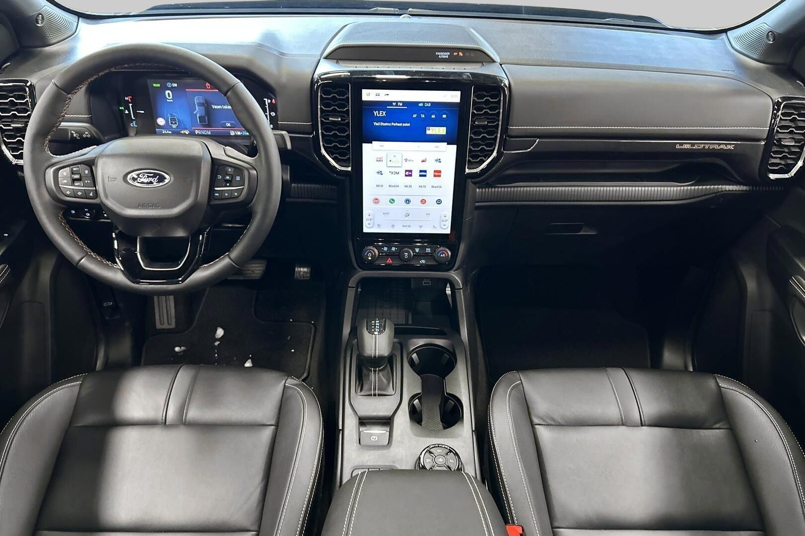 Ford Ranger iso kuva 10