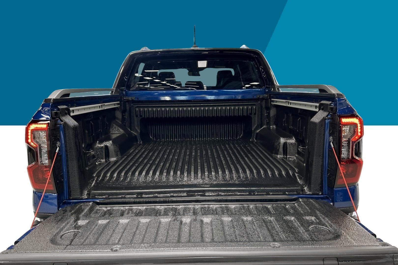 Ford Ranger iso kuva 11