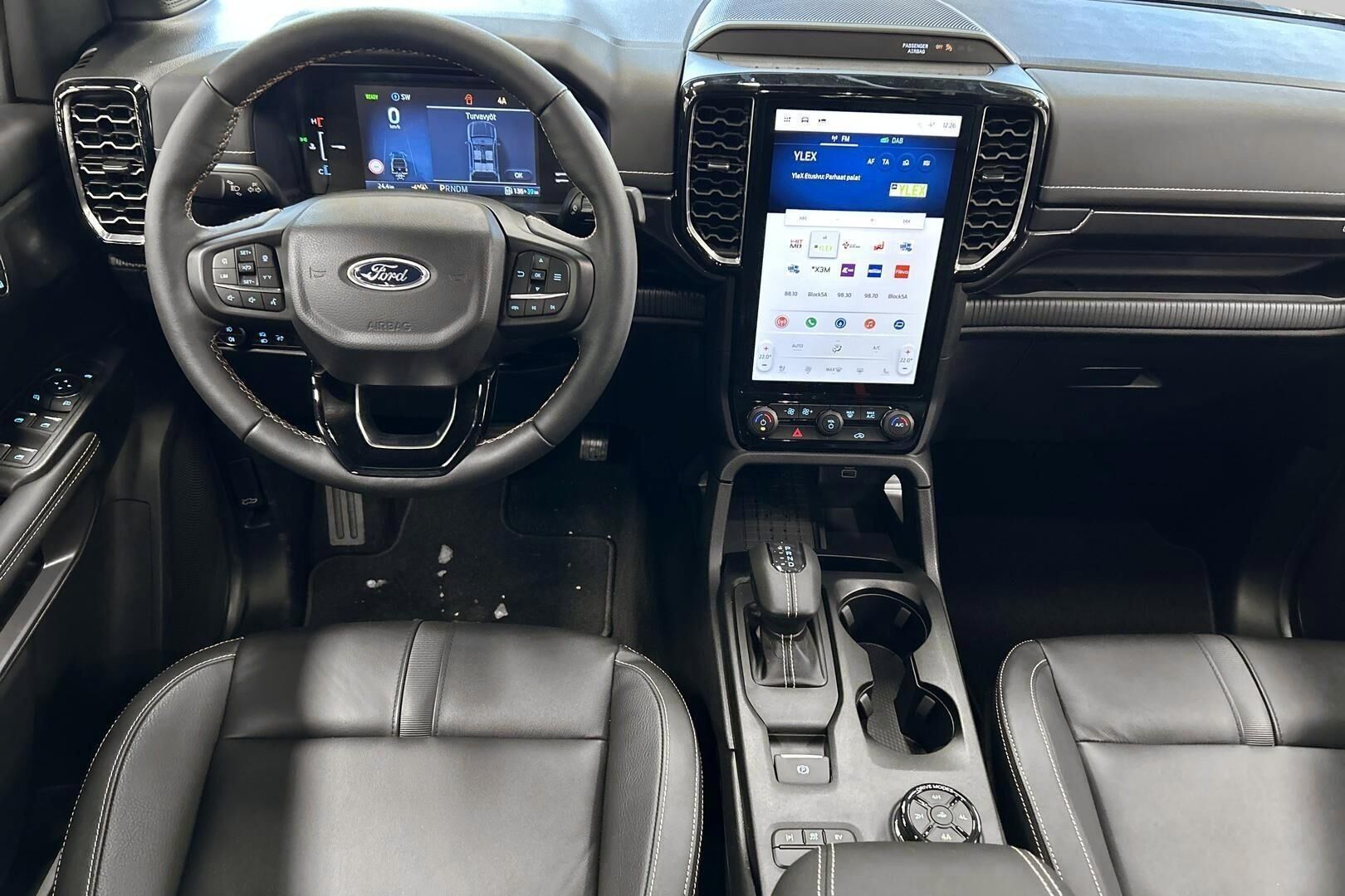 Ford Ranger iso kuva 14