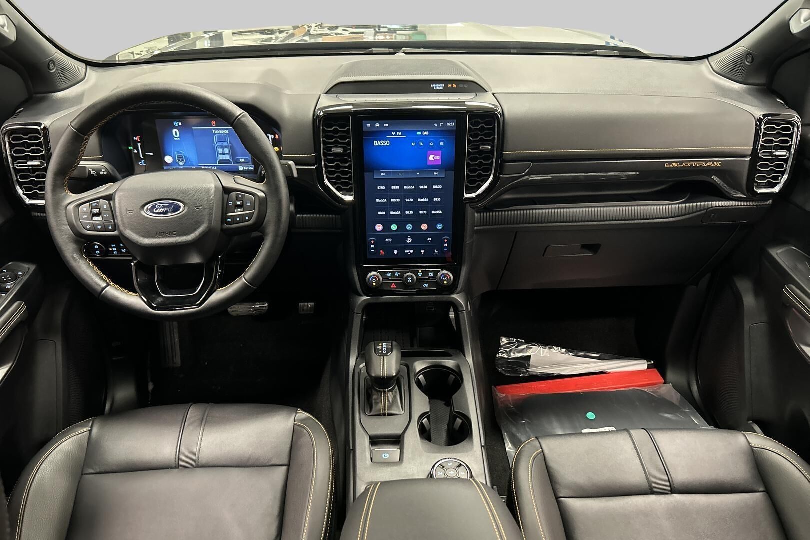 Ford Ranger iso kuva 10