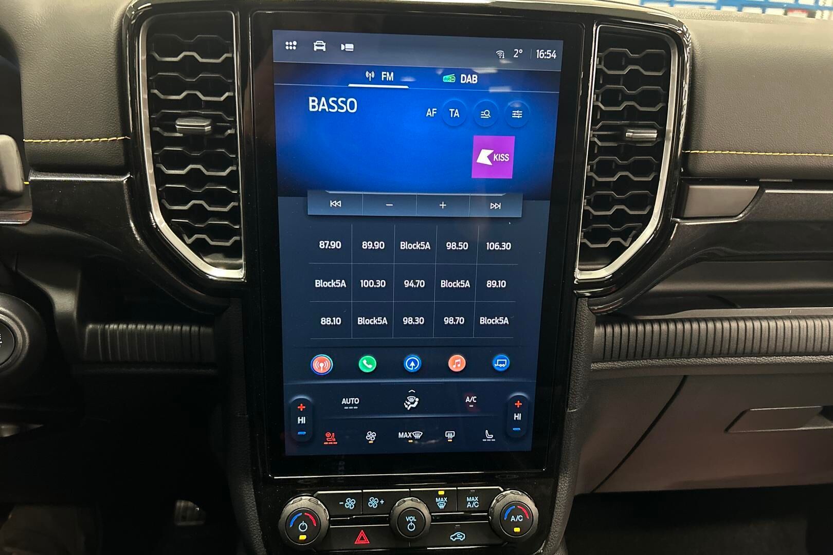 Ford Ranger iso kuva 14