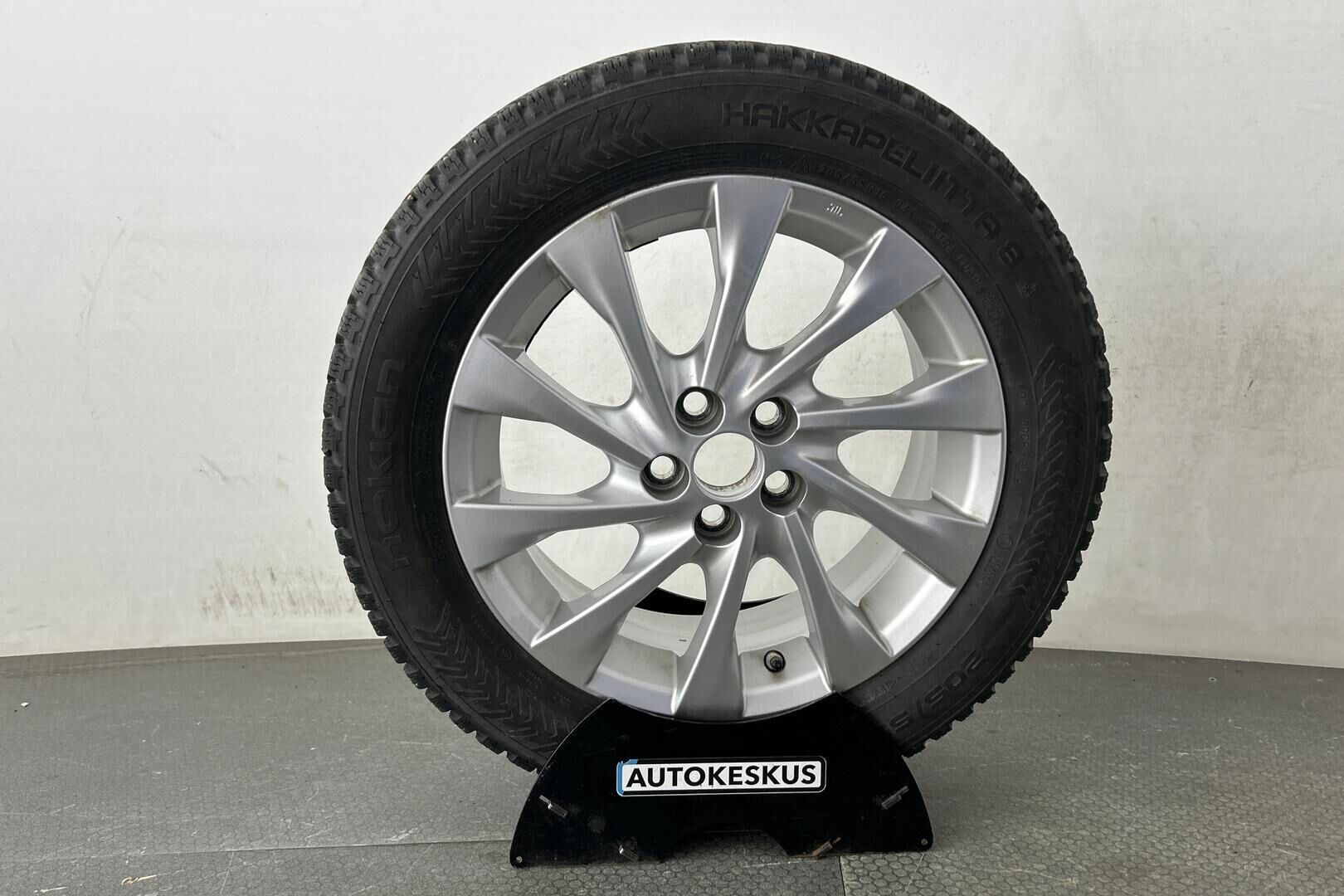 Lexus CT iso kuva 29