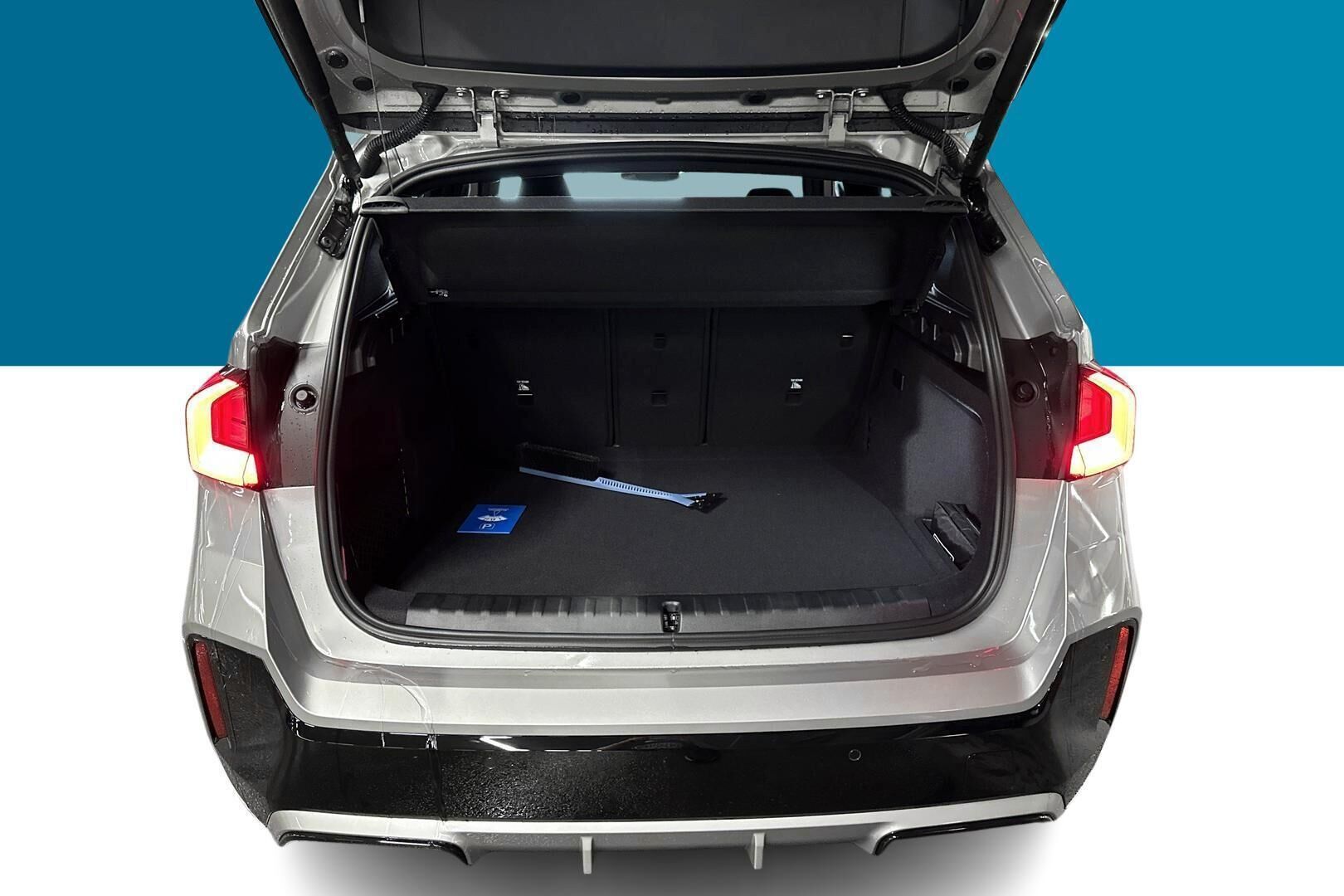 BMW X1 iso kuva 11