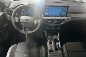 Ford Kuga esikatselu 14