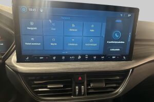 Ford Kuga esikatselu 16