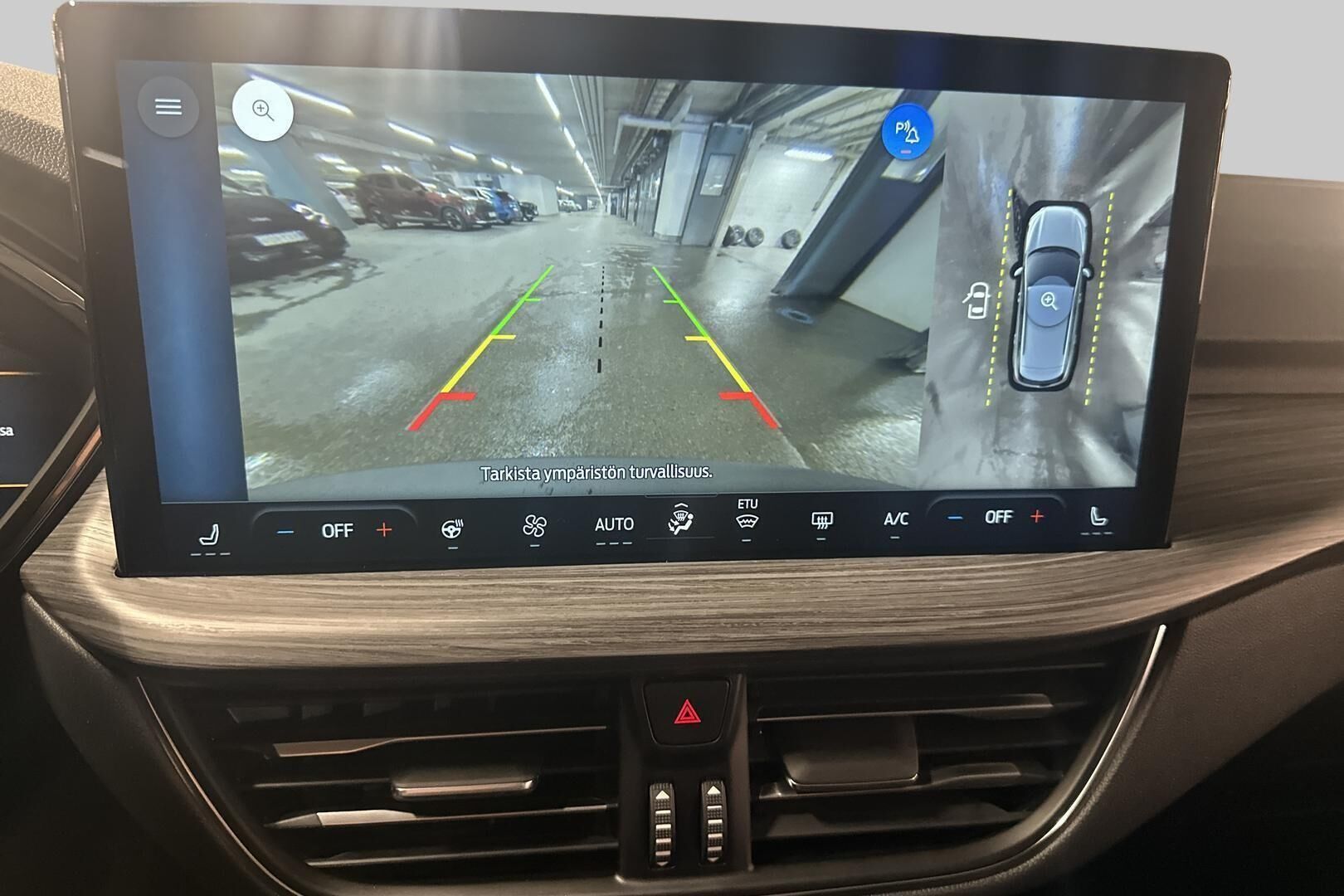 Ford Kuga iso kuva 19