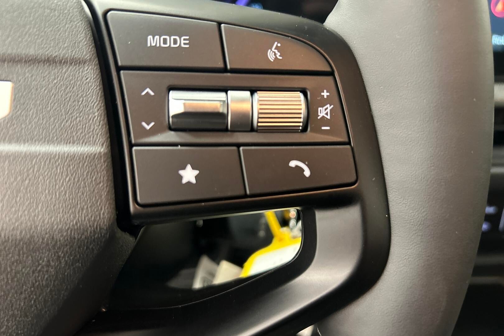 Kia Stonic iso kuva 10