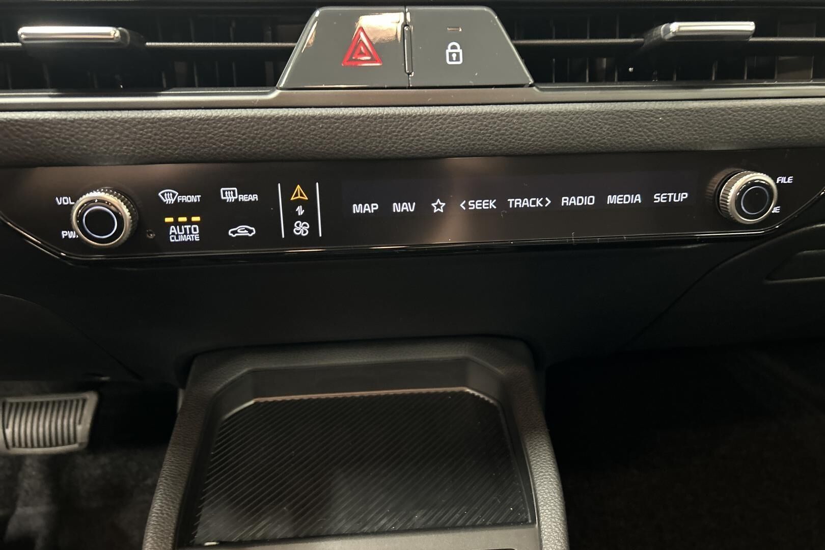 Kia Stonic iso kuva 21