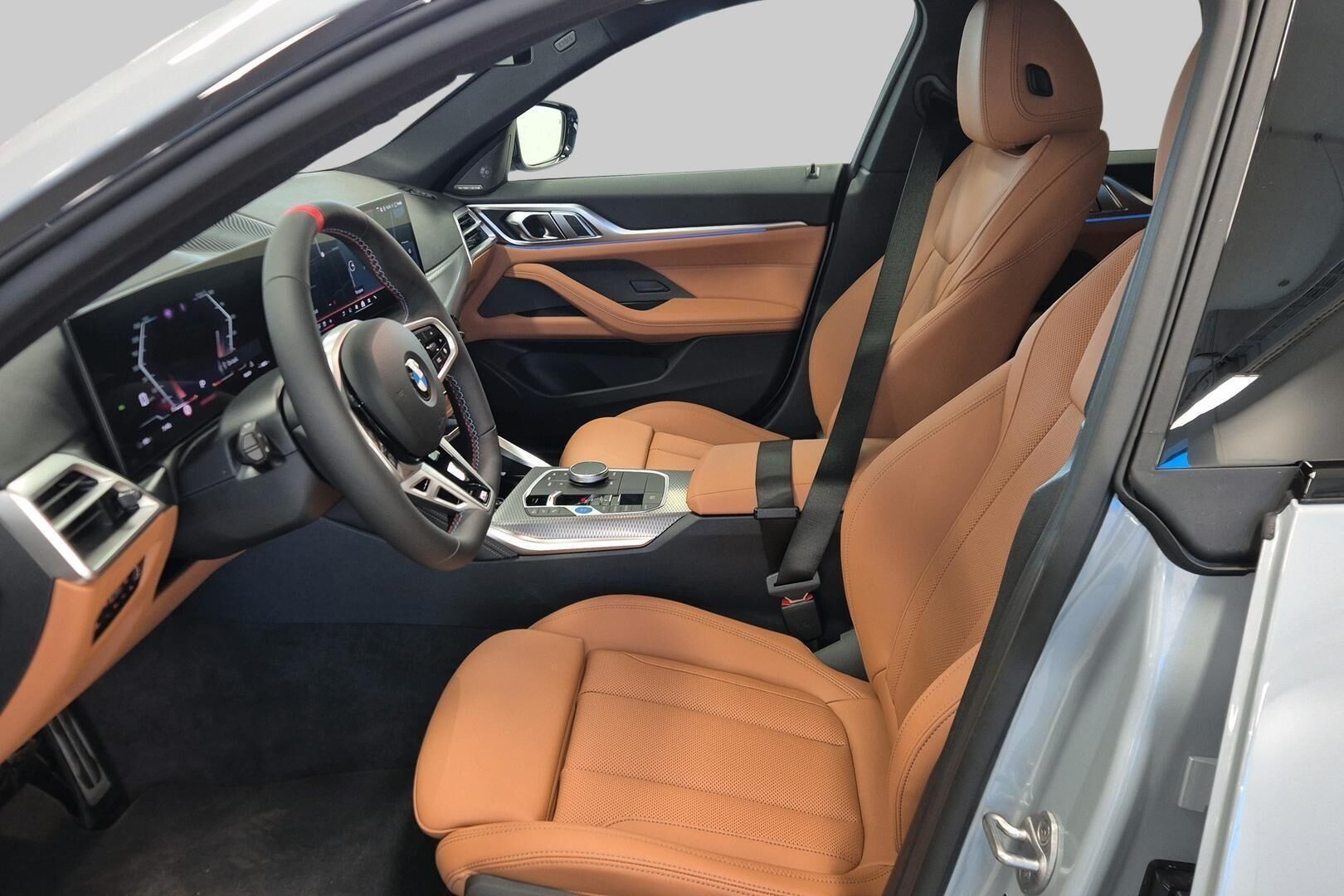 BMW I4 M60 iso kuva 8