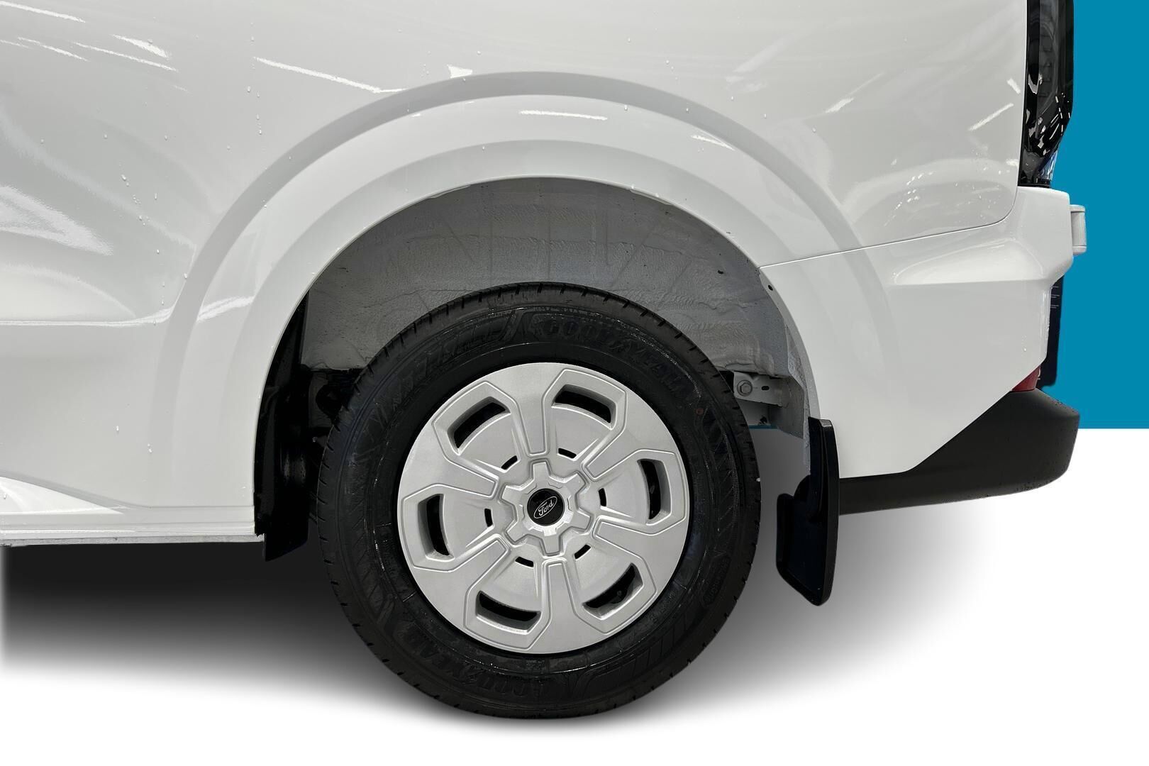 Ford Transit Custom iso kuva 11