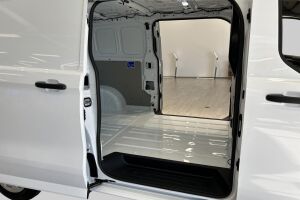 Ford Transit Custom esikatselu 28