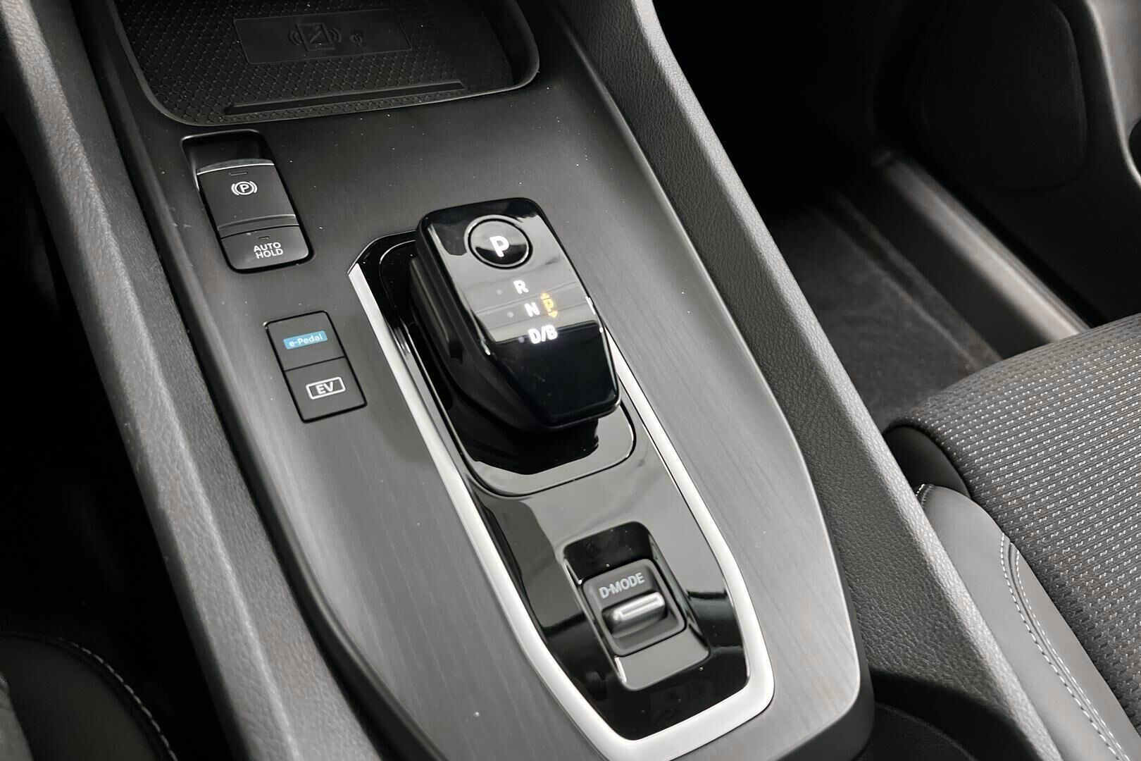 Nissan Qashqai iso kuva 15