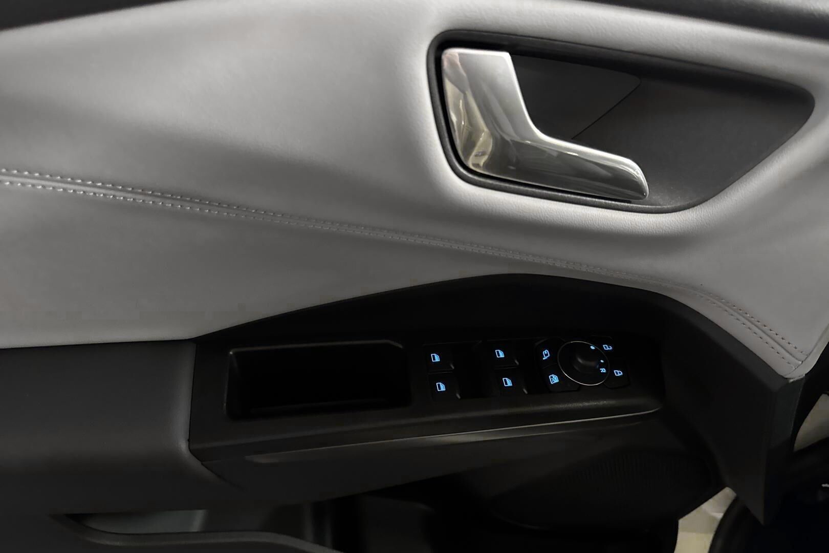 Ford Puma Gen-E iso kuva 19