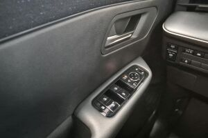 Nissan Leaf esikatselu 19