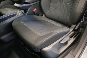 Nissan Leaf esikatselu 20