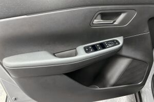 Nissan Leaf esikatselu 12