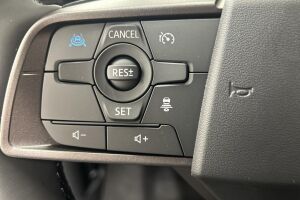 Nissan Leaf esikatselu 14