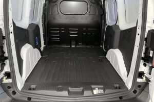 Ford Transit Courier esikatselu 11