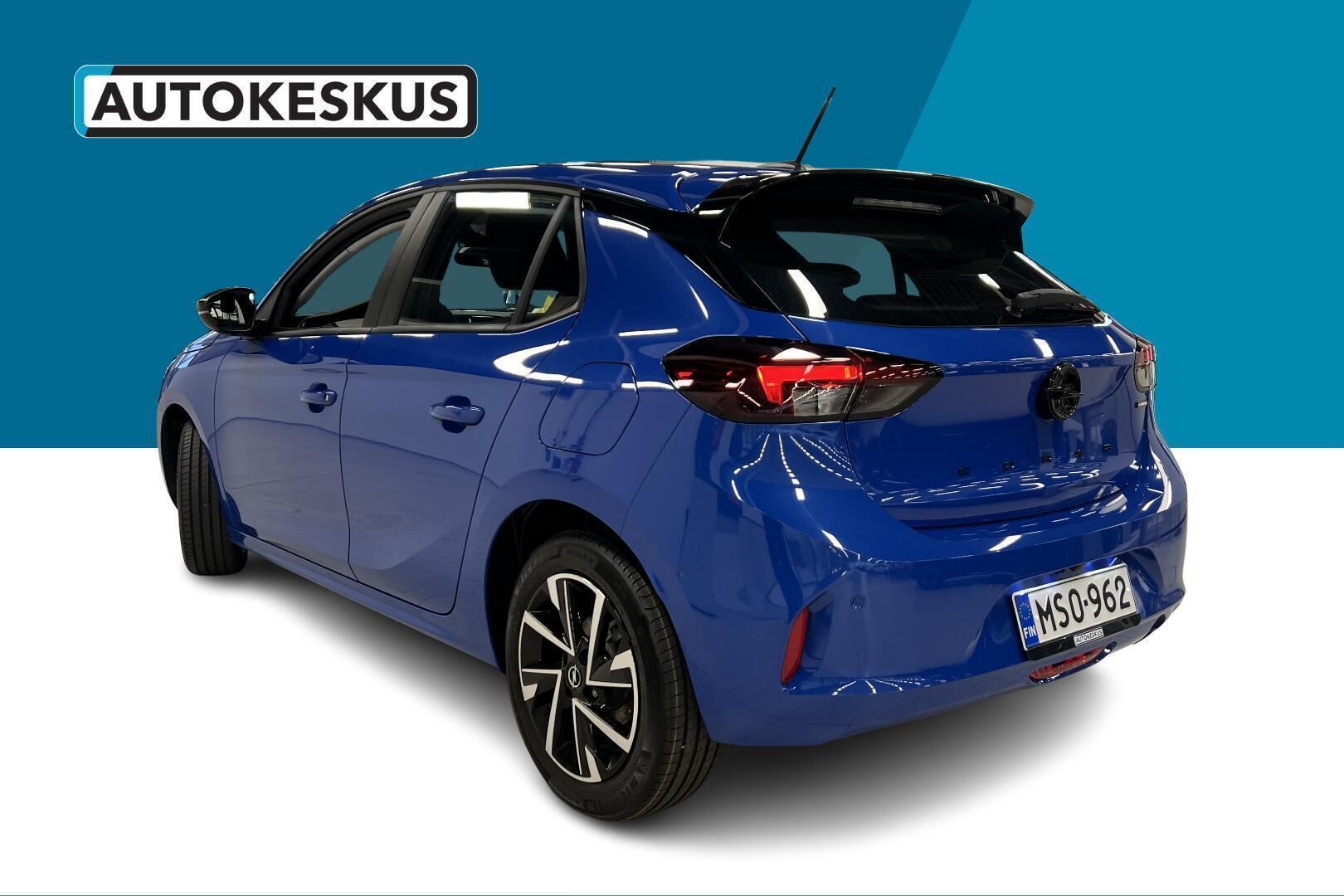 OPEL CORSA iso kuva 4