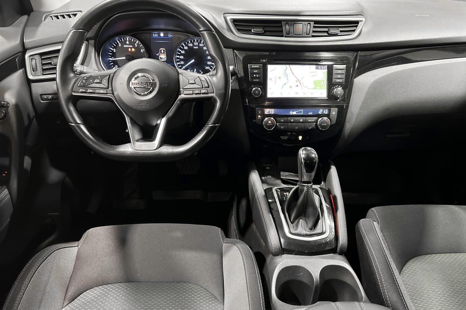 Nissan Qashqai iso kuva 11