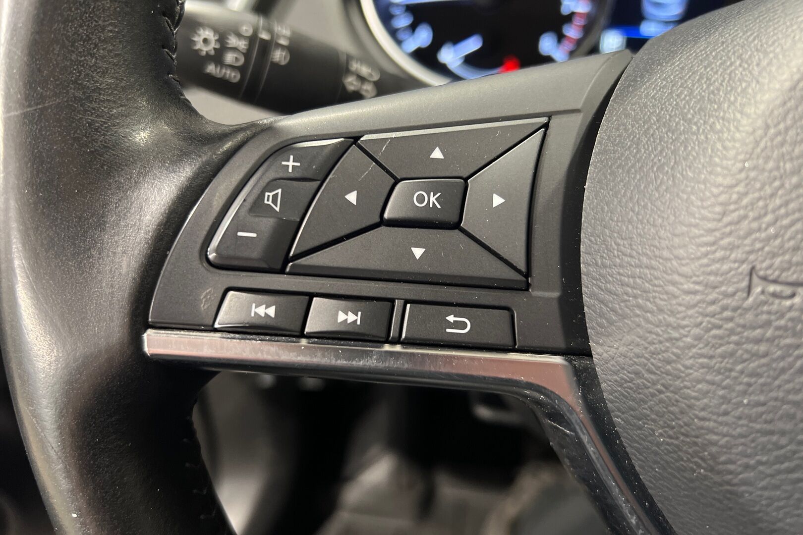 Nissan Qashqai iso kuva 13