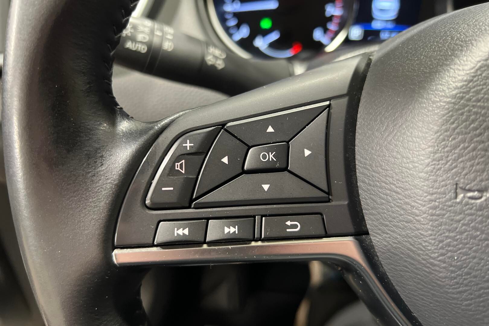 Nissan Qashqai iso kuva 12