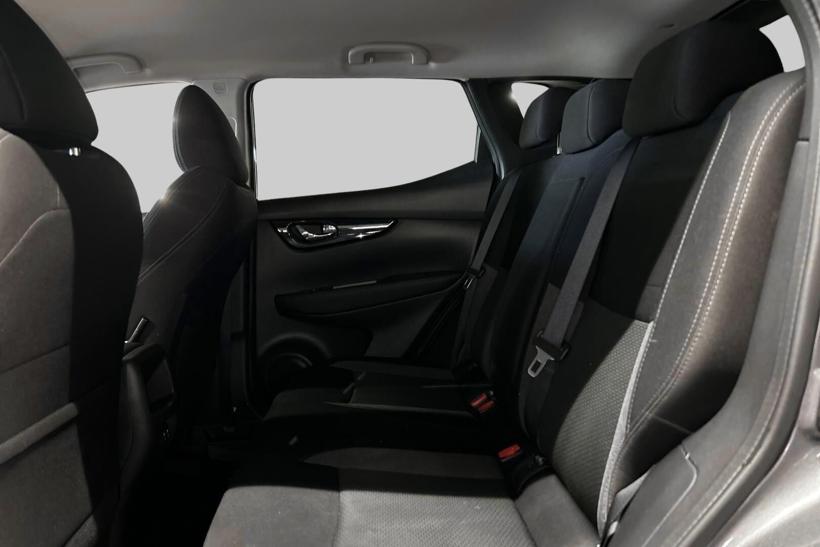 Nissan Qashqai iso kuva 10