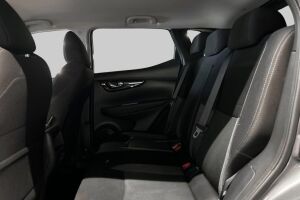 Nissan Qashqai esikatselu 10