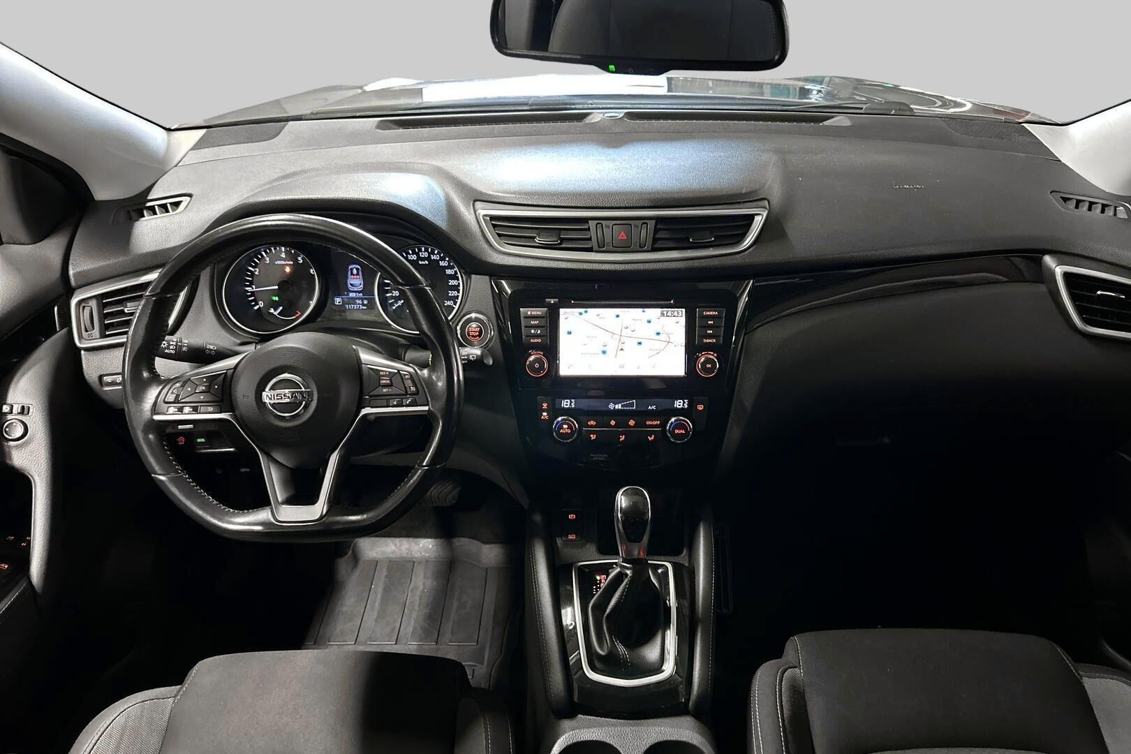 Nissan Qashqai iso kuva 11