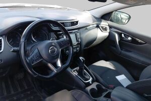Nissan Qashqai esikatselu 2