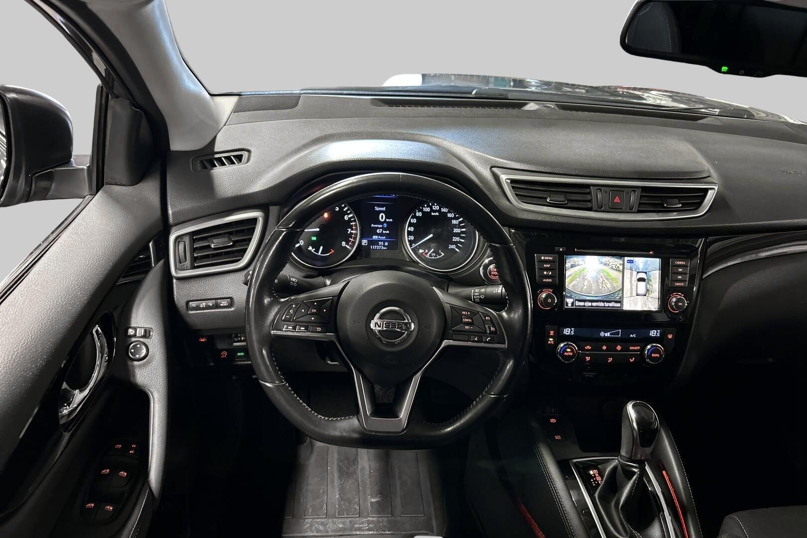 Nissan Qashqai iso kuva 29