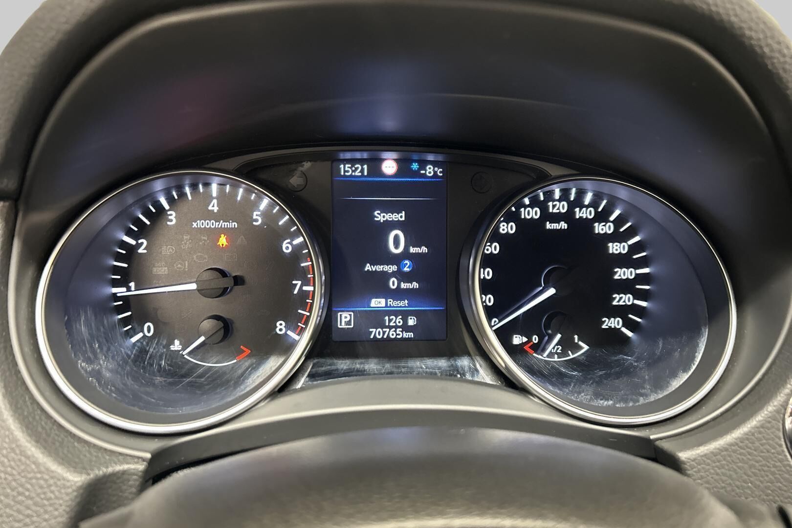 Nissan Qashqai iso kuva 10