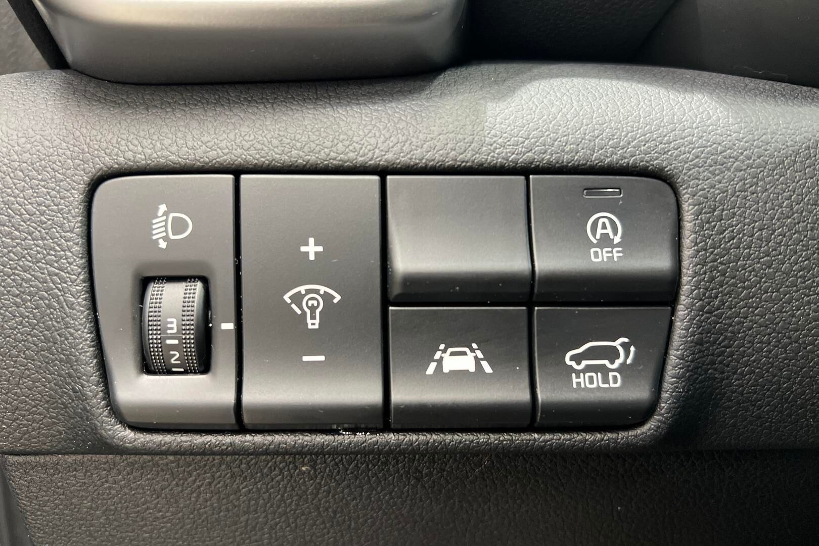 Kia Sportage iso kuva 22