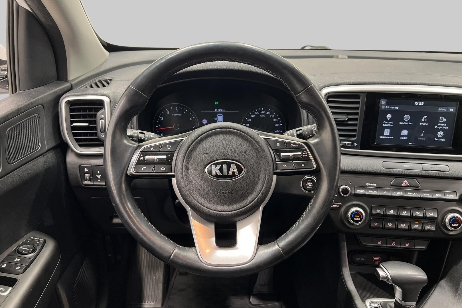 Kia Sportage iso kuva 25